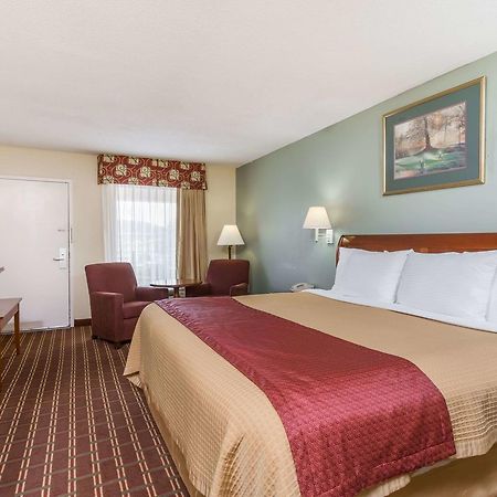 Days Inn By Wyndham Orangeburg Ngoại thất bức ảnh