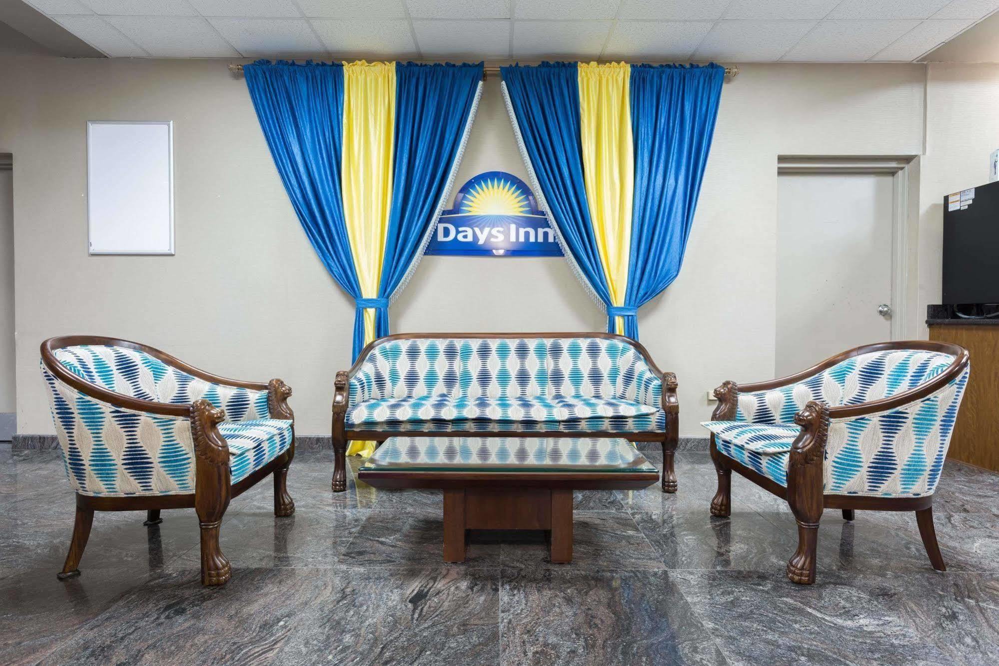 Days Inn By Wyndham Orangeburg Ngoại thất bức ảnh